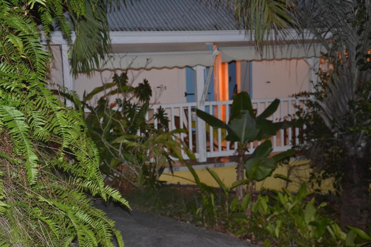 Ti Case Gwada Location Sainte-Anne  Exterior foto